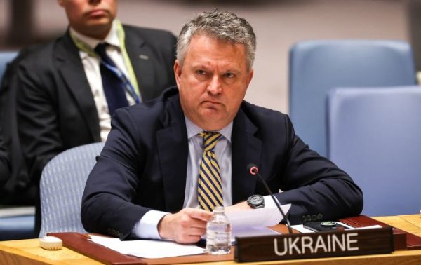 Росія намагається заблокувати морський коридор, створений Україною
Росія намагається заблокувати морський коридор, створений Україною