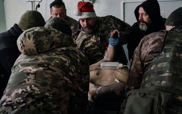 Міноборони планує у цьому році відійти від практики, коли аптечки привозять на фронт волонтери
Міноборони планує у цьому році відійти від практики, коли аптечки привозять на фронт волонтери
