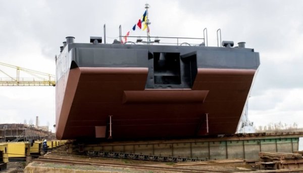 Дунайське пароплавство спустило на воду третю SLG-баржу Дунайське пароплавство спустило на воду третю SLG-баржу