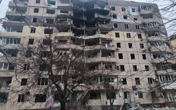 Зросла кількість жертв унаслідок удару РФ по Кривому Розі: у лікарні померла поранена
Зросла кількість жертв унаслідок удару РФ по Кривому Розі: у лікарні померла поранена