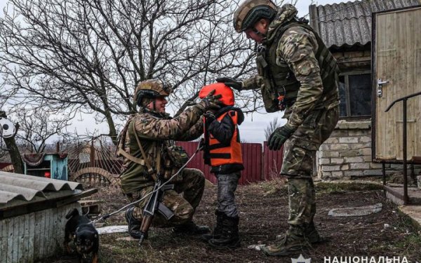 Із трьох населених пунктів Сумщини примусово евакуюють дітей
Із трьох населених пунктів Сумщини примусово евакуюють дітей