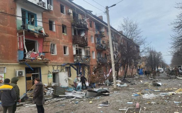 Головне за неділю, 3 березня: наслідки удару по багатоповерхівці в Одесі, бомбардування Курахового
Головне за неділю, 3 березня: наслідки удару по багатоповерхівці в Одесі, бомбардування Курахового