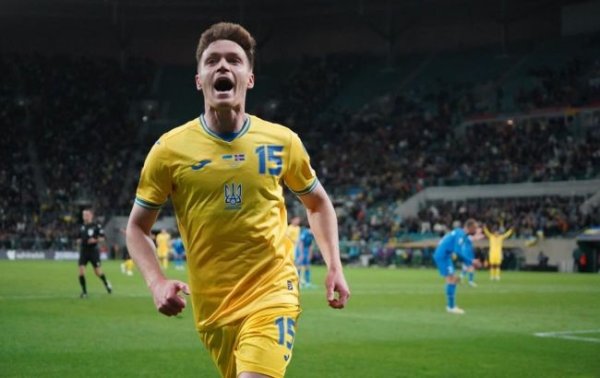 Збірна України вийшла на Євро-2024 з розкішним камбеком проти Ісландії
Збірна України вийшла на Євро-2024 з розкішним камбеком проти Ісландії
