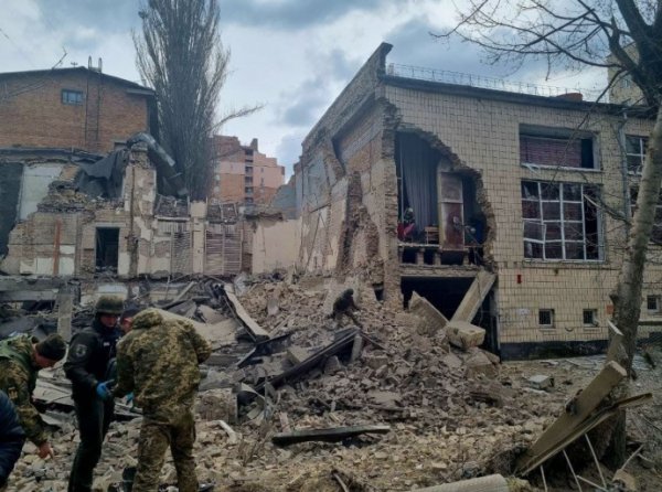 Зеленский об атаке на Киев: Украине нужно больше ПВО Зеленский об атаке на Киев: Украине нужно больше ПВО