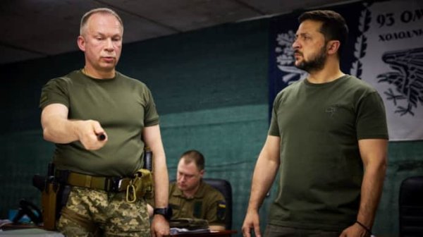 Зеленский поговорил с Сырским: Чувствуется, что ВСУ становятся крепче Зеленский поговорил с Сырским: Чувствуется, что ВСУ становятся крепче