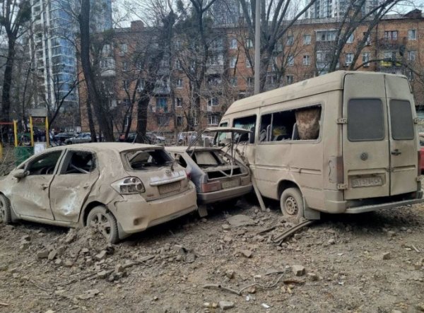 Зеленский об атаке на Киев: Украине нужно больше ПВО Зеленский об атаке на Киев: Украине нужно больше ПВО