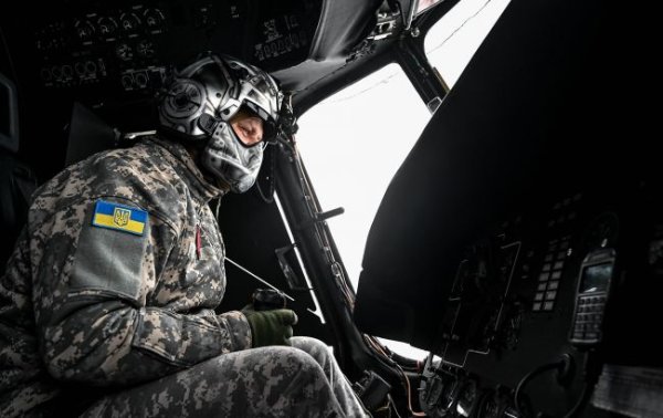 Сили оборони уразили два кораблі РФ, центр зв'язку та декілька об'єктів у Севастополі
Сили оборони уразили два кораблі РФ, центр зв'язку та декілька об'єктів у Севастополі