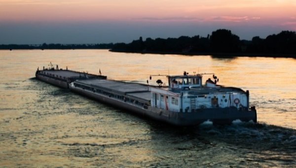 Кордон з Польщею скоро може закритися для торгівлі. Але в України є “план Б” Кордон з Польщею скоро може закритися для торгівлі. Але в України є “план Б”
