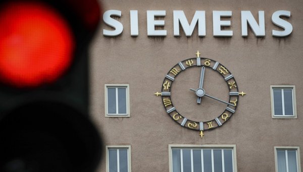 Прокуратура Гамбурга звинуватила співробітників Siemens у порушенні кримських санкцій Прокуратура Гамбурга звинуватила співробітників Siemens у порушенні кримських санкцій