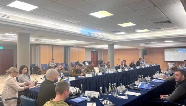 Мінекономіки перезапустило роботу кластера з протимінної діяльності Мінекономіки перезапустило роботу кластера з протимінної діяльності