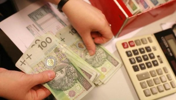 Українські підприємці сплатили до бюджету Польщі понад 5 мільярдів злотих Українські підприємці сплатили до бюджету Польщі понад 5 мільярдів злотих
