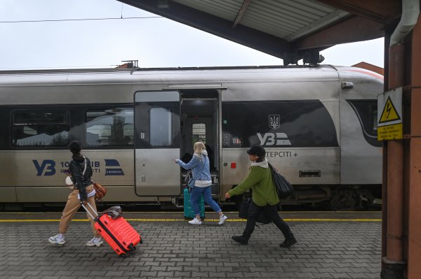 Зміна правил. Які пільги пропонують скасувати для українців у Польщі
Зміна правил. Які пільги пропонують скасувати для українців у Польщі