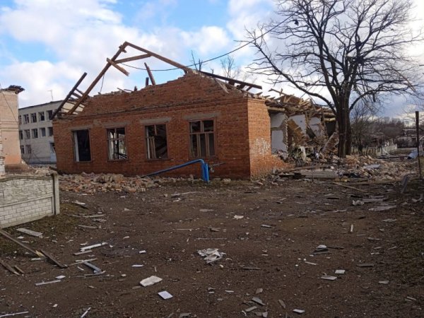 
Сумщина під ударом. Як росіяни знищують бомбами прикордоння та що буде з місцевими 