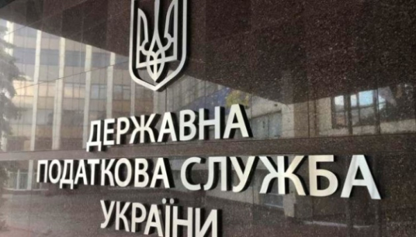 Гетманцев и другие депутаты предлагают создать в Украине «клуб белого бизнеса»
Гетманцев и другие депутаты предлагают создать в Украине «клуб белого бизнеса»