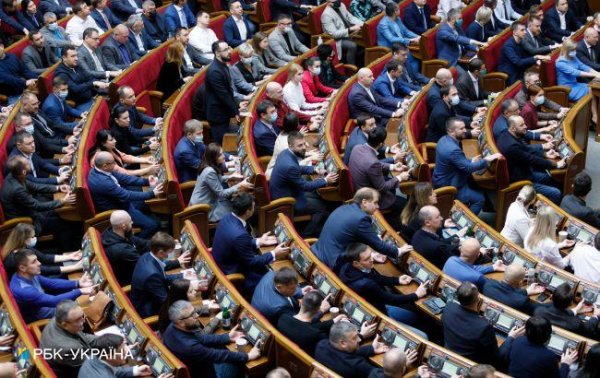 Коли депутати ухвалять новий закон про мобілізацію: що кажуть у Раді
Коли депутати ухвалять новий закон про мобілізацію: що кажуть у Раді