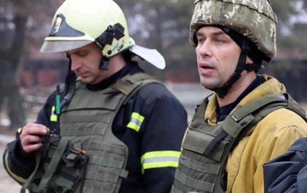 Росіяни обстрілюють Дніпро вдруге за ніч. ЗМІ пишуть про вибухи
Росіяни обстрілюють Дніпро вдруге за ніч. ЗМІ пишуть про вибухи