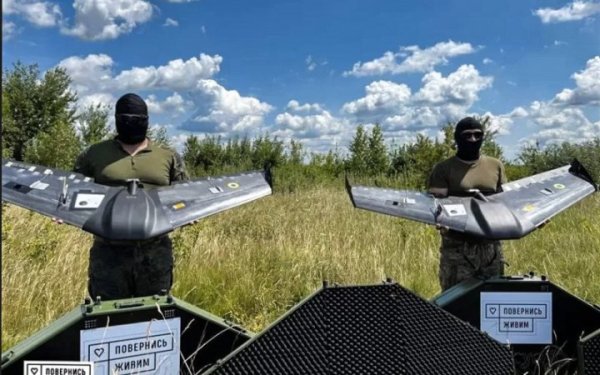 Канада може інвестувати у придбання вироблених в Україні дронів
Канада може інвестувати у придбання вироблених в Україні дронів