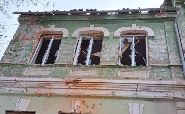 Атака РФ по Нікополю: постраждали шестеро людей, серед них діти
                                