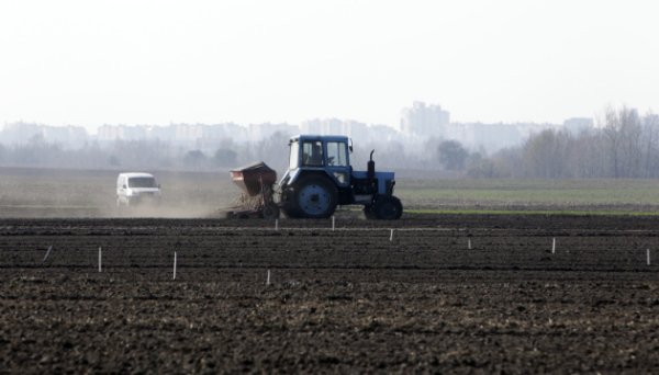 Весняна сівба розпочалася в 14 областях Весняна сівба розпочалася в 14 областях
