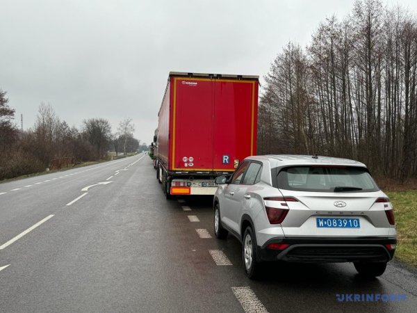 Українські водії в Польщі проявляють надзвичайну витримку і виваженість - генконсул Українські водії в Польщі проявляють надзвичайну витримку і виваженість - генконсул