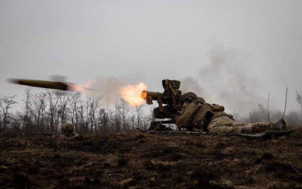 ЗСУ знищили 3 ворожі пункти боєпостачання на півдні України
ЗСУ знищили 3 ворожі пункти боєпостачання на півдні України