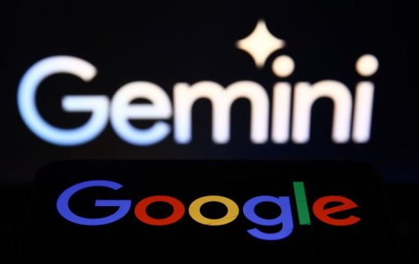 Google оштрафували через спосіб навчання ШІ компанії
Google оштрафували через спосіб навчання ШІ компанії