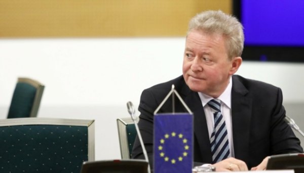 Імпорт російської агропродукції до ЄС торік становив 2,5 мільйона тонн - єврокомісар Імпорт російської агропродукції до ЄС торік становив 2,5 мільйона тонн - єврокомісар