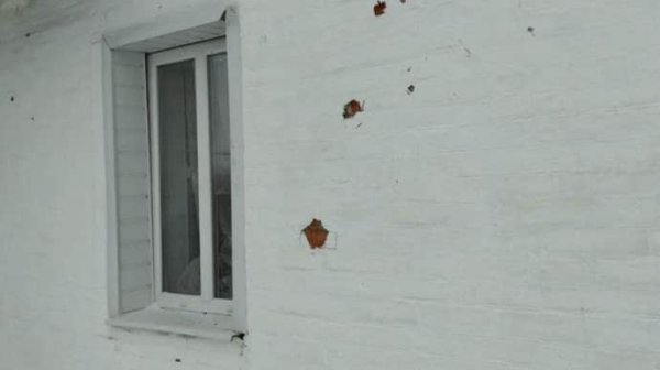 Враг обстрелял Сумщину: погиб мужчина, две женщины получили ранения Враг обстрелял Сумщину: погиб мужчина, две женщины получили ранения