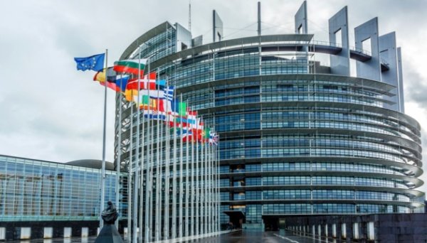 Євросоюз продовжить пільговий режим та імпорт з України, але з гарантіями для фермерів Євросоюз продовжить пільговий режим та імпорт з України, але з гарантіями для фермерів