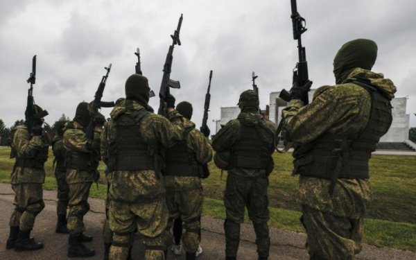 Росіяни обстріляли три громади Сумщини з авіації, дронів та артилерії
Росіяни обстріляли три громади Сумщини з авіації, дронів та артилерії