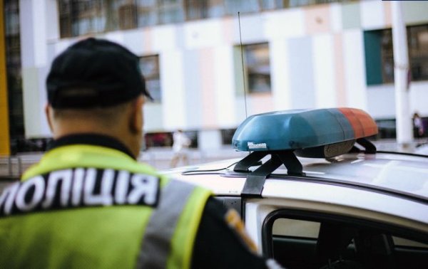 Нападали на перехожих. В Івано-Франківську затримали банду хуліганів
Нападали на перехожих. В Івано-Франківську затримали банду хуліганів