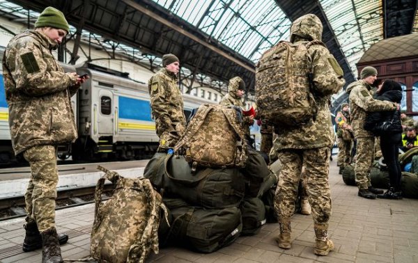 Законопроект про мобілізацію. Комітет пройшов всі правки: які питання лишаються і що далі
Законопроект про мобілізацію. Комітет пройшов всі правки: які питання лишаються і що далі