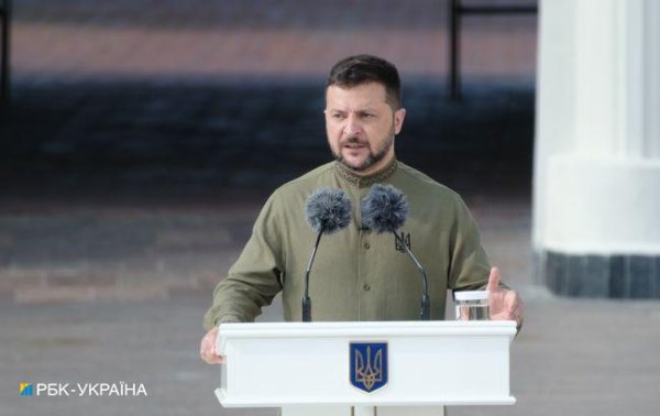 Зеленський: від початку березня Росія запустила по Україні 130 ракет та майже 900 КАБів
Зеленський: від початку березня Росія запустила по Україні 130 ракет та майже 900 КАБів