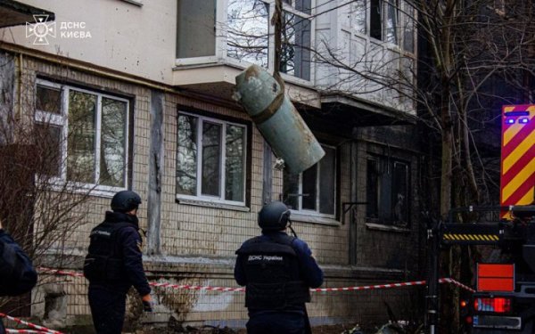 Головне за четвер, 21 березня: удари по Миколаєву та Донеччині, наслідки нічної атаки на Київ
Головне за четвер, 21 березня: удари по Миколаєву та Донеччині, наслідки нічної атаки на Київ