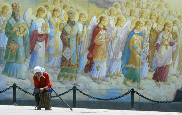 Пенсійні перспективи українців: солідарне жебрацтво чи індивідуальні накопичення
Пенсійні перспективи українців: солідарне жебрацтво чи індивідуальні накопичення