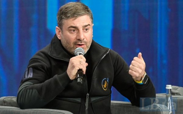 Лубінець: У Львові працівники військкомату силою затримали місцевого волонтера. Військком визнав порушення
Лубінець: У Львові працівники військкомату силою затримали місцевого волонтера. Військком визнав порушення