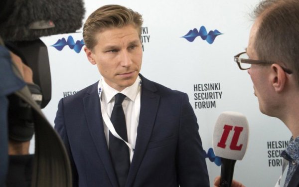 Кошти на підтримку України треба знайти негайно, – міністр оборони Фінляндії
Кошти на підтримку України треба знайти негайно, – міністр оборони Фінляндії