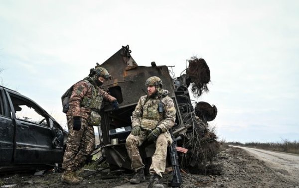 Війська РФ втрачають позиції на захід від Кремінної через контратаки ЗСУ: карти ISW
Війська РФ втрачають позиції на захід від Кремінної через контратаки ЗСУ: карти ISW