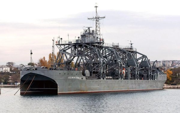 Найстаріший корабель РФ. Що відомо про "Коммуну", яку ВМС атакували в Криму
Найстаріший корабель РФ. Що відомо про "Коммуну", яку ВМС атакували в Криму