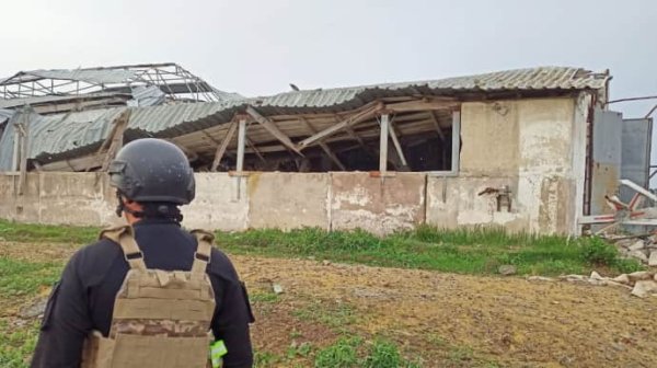 Оккупанты ударили по ферме на Харьковщине, пострадал мужчина Оккупанты ударили по ферме на Харьковщине, пострадал мужчина