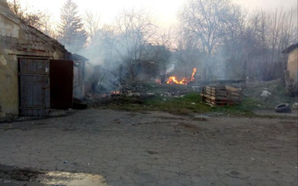Головне за ніч та ранок п'ятниці, 12 квітня: бої на Бахмутському напрямку, наслідки ударів по Миколаєву та Одещині
Головне за ніч та ранок п'ятниці, 12 квітня: бої на Бахмутському напрямку, наслідки ударів по Миколаєву та Одещині