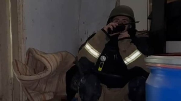 В пригороде Херсона дроны россиян атаковали спасателей: двое раненых В пригороде Херсона дроны россиян атаковали спасателей: двое раненых