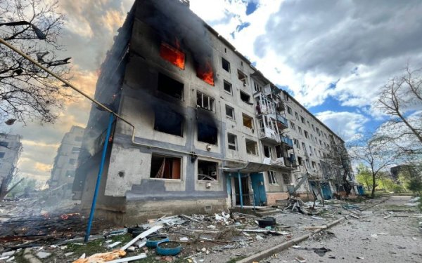 Головне за неділю, 14 квітня: обстріл Очеретиного на Донеччині, удари авіації Сил оборони
Головне за неділю, 14 квітня: обстріл Очеретиного на Донеччині, удари авіації Сил оборони