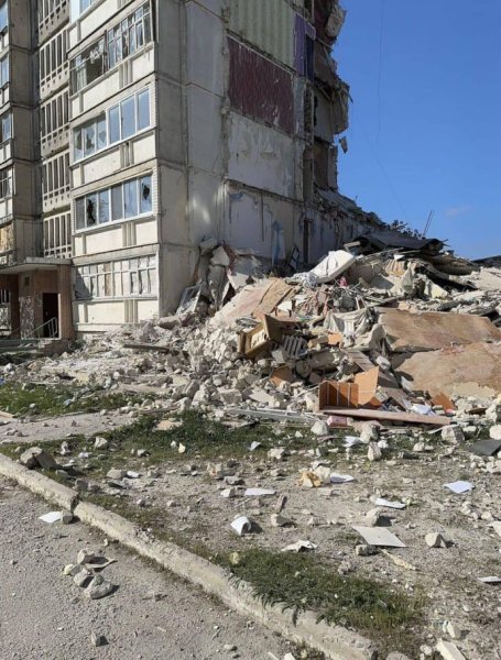 Удар по Волчанску: возросло количество погибших и раненых Удар по Волчанску: возросло количество погибших и раненых