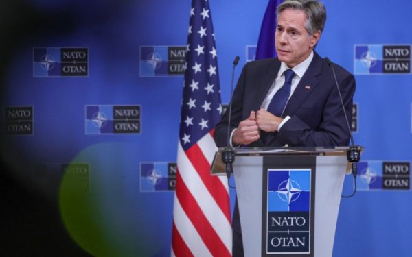 Блінкен запевнив, що США не підтримують і не заохочують українські удари за межами її території
Блінкен запевнив, що США не підтримують і не заохочують українські удари за межами її території