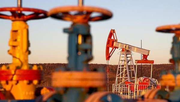 Нафта дешевшає третю сесію поспіль Нафта дешевшає третю сесію поспіль