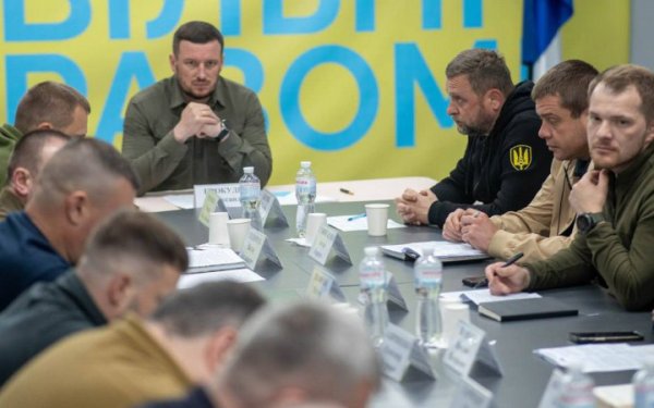 Рада оборони Херсонщини попередила про обмеження святкування Великодня
Рада оборони Херсонщини попередила про обмеження святкування Великодня