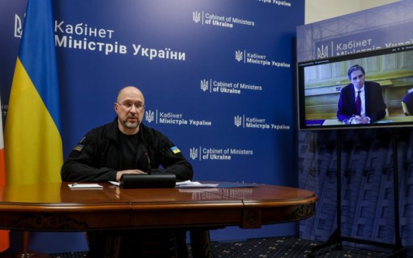 Шмигаль провів розмову з новим прем'єр-міністром Ірландії
Шмигаль провів розмову з новим прем'єр-міністром Ірландії