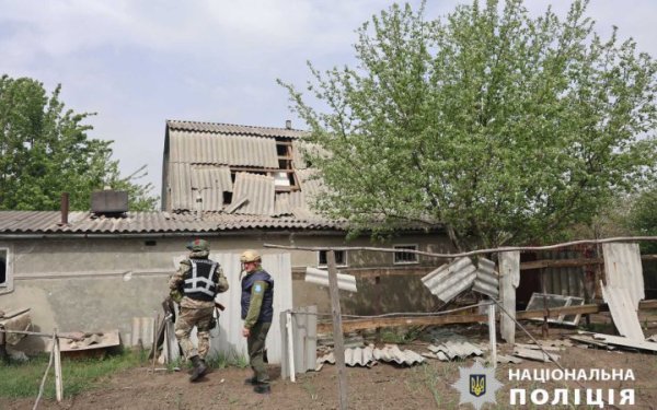 Росіяни обстріляли Харківщину, поранені дві жінки
Росіяни обстріляли Харківщину, поранені дві жінки