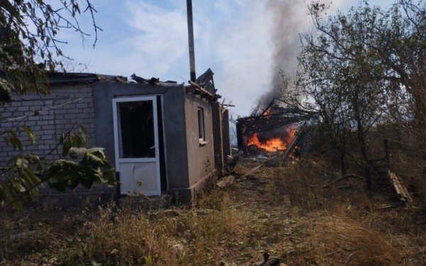 Російська армія вбила двох мирних жителів Херсонщини, ще троє — поранені
Російська армія вбила двох мирних жителів Херсонщини, ще троє — поранені
